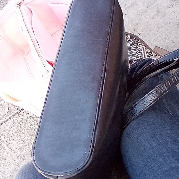 Vinci's bench Rare purse - Picture 3 of 9